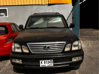 2004 Lexus LX 470 in Dubai used car