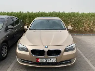 2011 BMW 5-Series في Dubai سيارة مستعملة