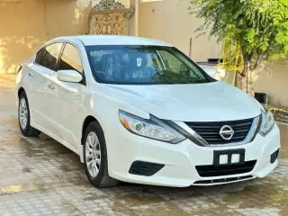 2016 Nissan Altima in Dubai used car