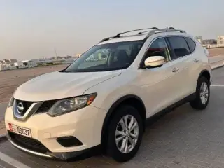 2015 Nissan Rogue in Abu Dhabi used car
