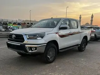 2025 Toyota Hilux in Abu Dhabi used car