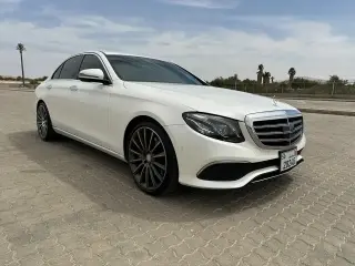 2017 Mercedes-Benz E-Class في Dubai سيارة مستعملة