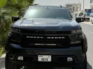 2022 Chevrolet Silverado in Al Ain used car