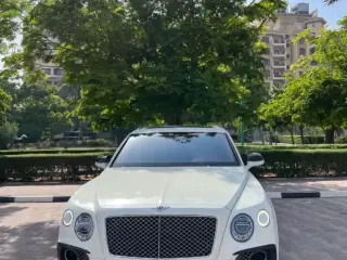 2017 Bentley Bentayga in Dubai used car