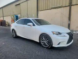 2014 Lexus IS in Dubai used car