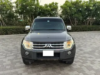 2011 Mitsubishi Pajero in Dubai used car