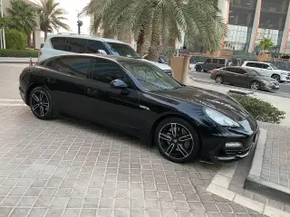 2012 Porsche Panamera في Dubai سيارة مستعملة