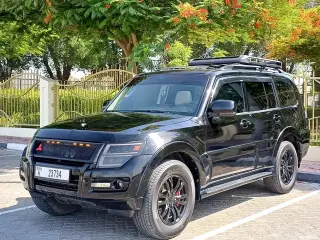2017 Mitsubishi Pajero in Dubai used car