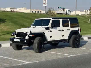 2020 Jeep Wrangler Unlimited في Dubai سيارة مستعملة