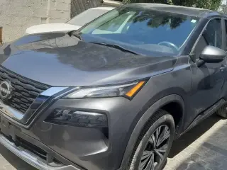 2023 Nissan Rogue in Dubai used car