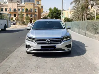2020 Volkswagen Passat in Dubai used car