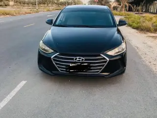 2017 Hyundai Elentra في Dubai سيارة مستعملة