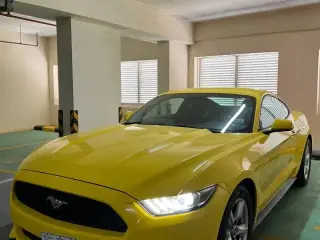 2016 Ford Mustang in Dubai used car