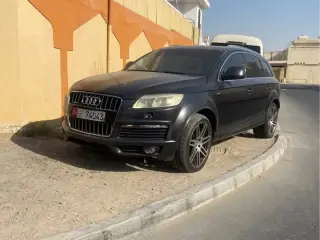 2008 Audi Q7 in Ajman used car