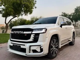 2025 Toyota Land Cruiser in Dubai used car
