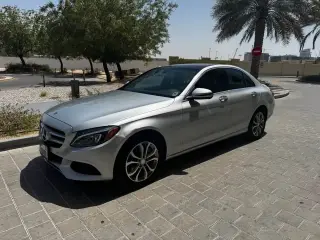 2017 Mercedes-Benz C-Class في Dubai سيارة مستعملة