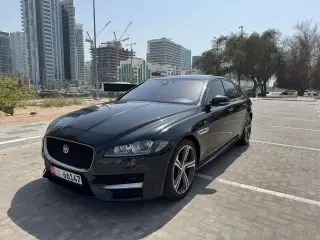 2016 Jaguar XF في Abu Dhabi سيارة مستعملة
