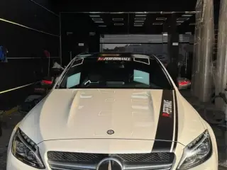 2015 Mercedes-Benz C63 AMG في Dubai سيارة مستعملة