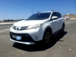 2015 Toyota Rav4 in Sharjah used car