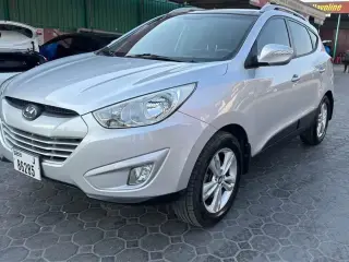 2013 Hyundai Tucson in Sharjah used car