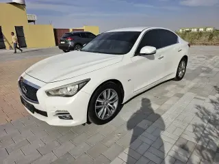 2016 Infiniti Q50 in Sharjah used car