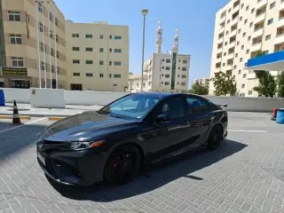 2014 Toyota Camry in Dubai used car