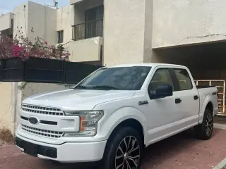2019 Ford F150 in Dubai used car