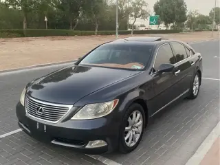 2007 Lexus LS 460 in Dubai used car