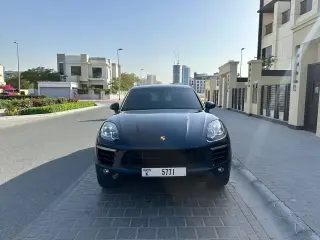 2015 Porsche Macan في Dubai سيارة مستعملة