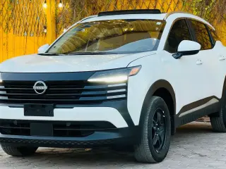 2025 Nissan KICKS in Dubai used car