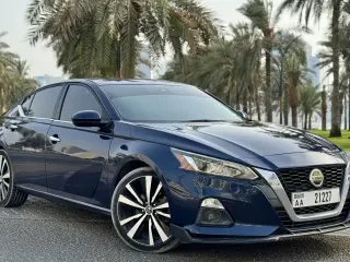 2021 Nissan Altima in Dubai used car