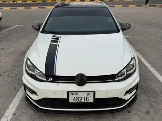 2018 Volkswagen Golf in Dubai used car