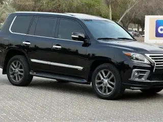 2015 Lexus LX 570 in Al Ain used car