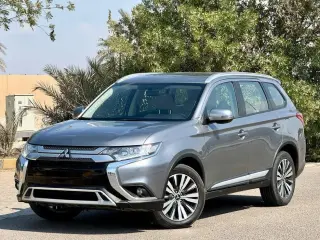 2022 Mitsubishi Outlander in Dubai used car