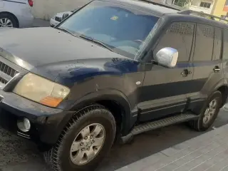 2006 Mitsubishi Pajero in Dubai used car