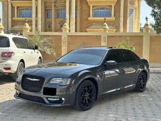2015 Chrysler 300 in Dubai used car