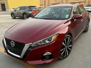 2019 Nissan Altima in Sharjah used car