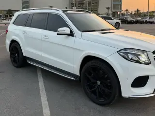 2017 Mercedes-Benz GLS في Dubai سيارة مستعملة