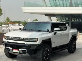 2022 Hummer GMC Hummer Ev في Abu Dhabi سيارة مستعملة