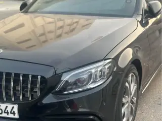 2017 Mercedes-Benz C-Class في Dubai سيارة مستعملة