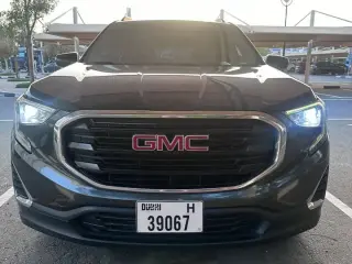 2018 GMC Terrain في Dubai سيارة مستعملة