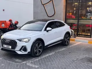 2020 Audi Q3 في Dubai سيارة مستعملة