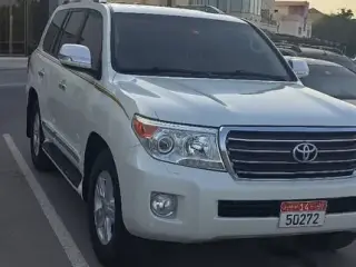 2015 Toyota Land Cruiser in Dubai used car