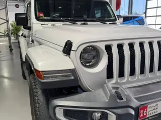2018 Jeep Wrangler في Abu Dhabi سيارة مستعملة