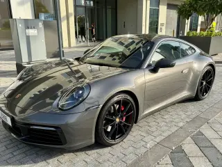 2024 Porsche 911 Carrera في Dubai سيارة مستعملة