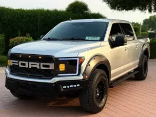 2019 Ford F150 in Dubai used car