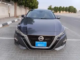 2019 Nissan Altima in Dubai used car