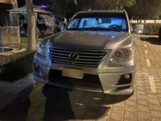 2009 Lexus LX 570 in Dubai used car