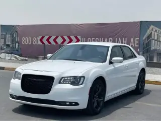 2021 Chrysler 300 in Sharjah used car