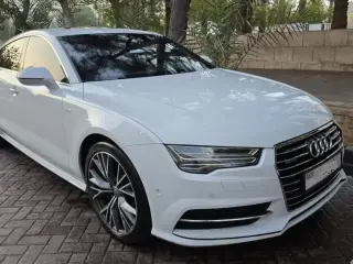 2016 Audi A7 في Dubai سيارة مستعملة